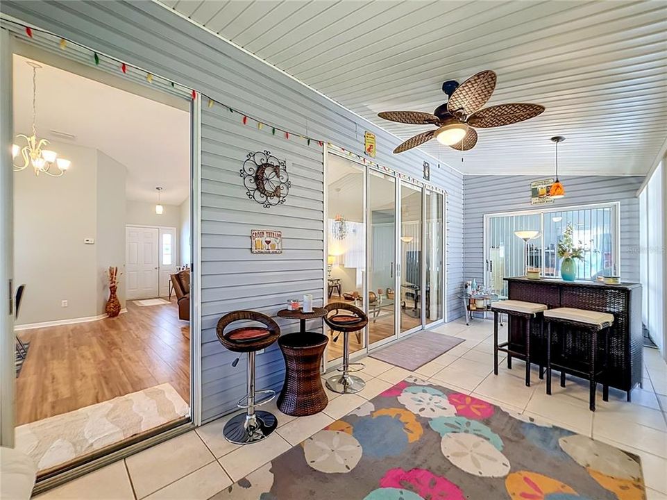 En Venta: $250,000 (2 camas, 2 baños, 1635 Pies cuadrados)