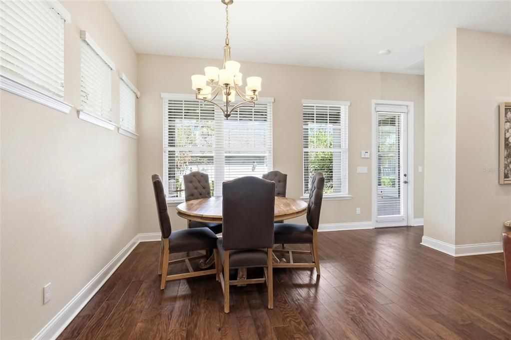 En Venta: $614,999 (3 camas, 2 baños, 1762 Pies cuadrados)