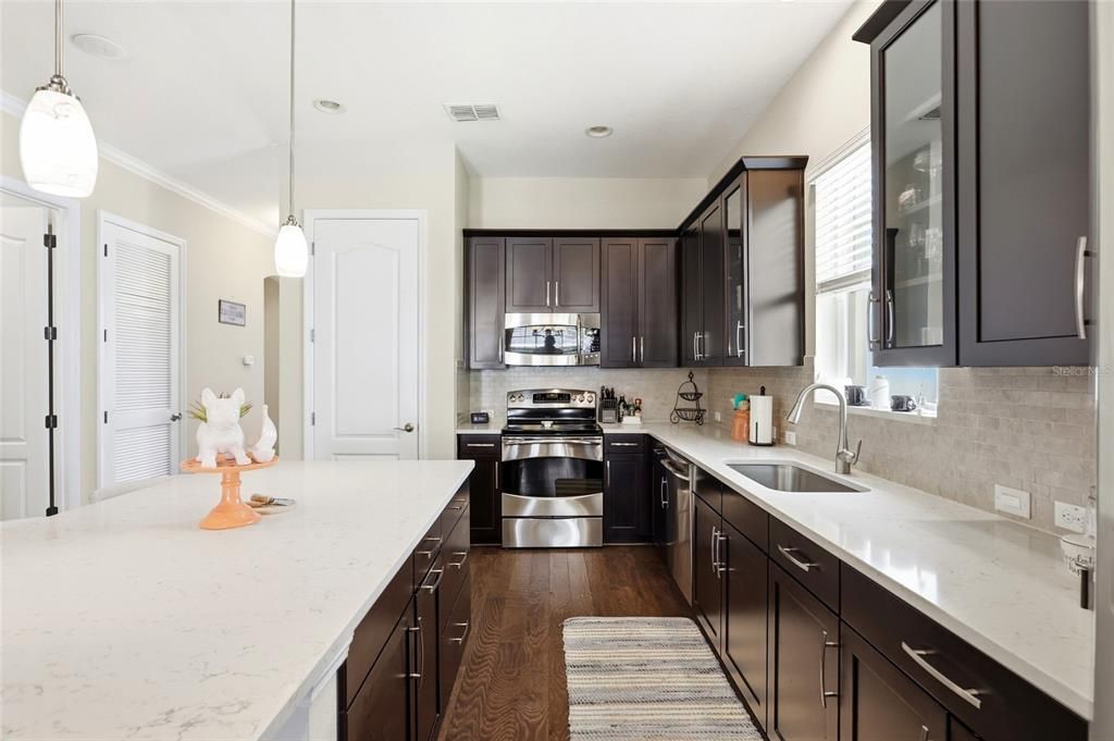 En Venta: $614,999 (3 camas, 2 baños, 1762 Pies cuadrados)