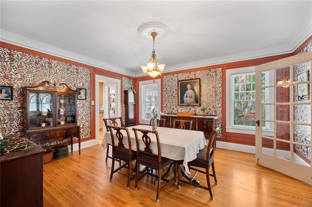 For Sale: $719,000 (3 beds, 3 baths, 2948 Square Feet)
