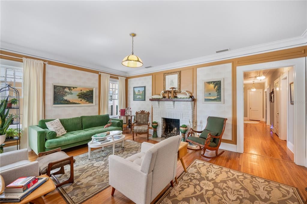 For Sale: $719,000 (3 beds, 3 baths, 2948 Square Feet)
