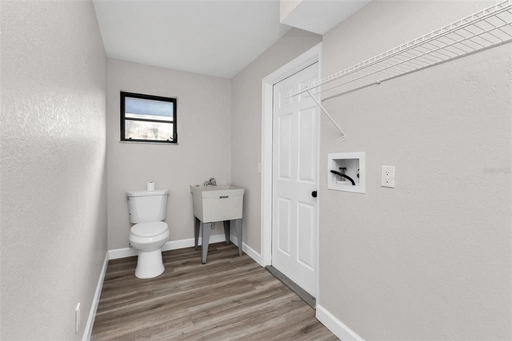 For Sale: $419,995 (3 beds, 2 baths, 1822 Square Feet)
