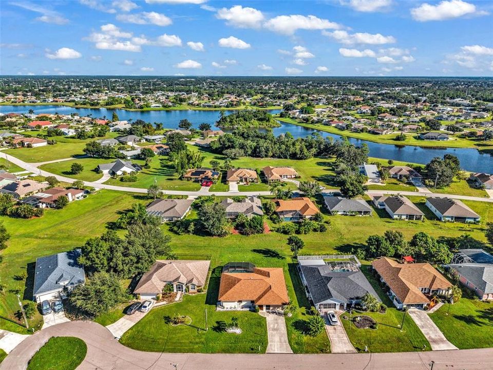 For Sale: $419,995 (3 beds, 2 baths, 1822 Square Feet)