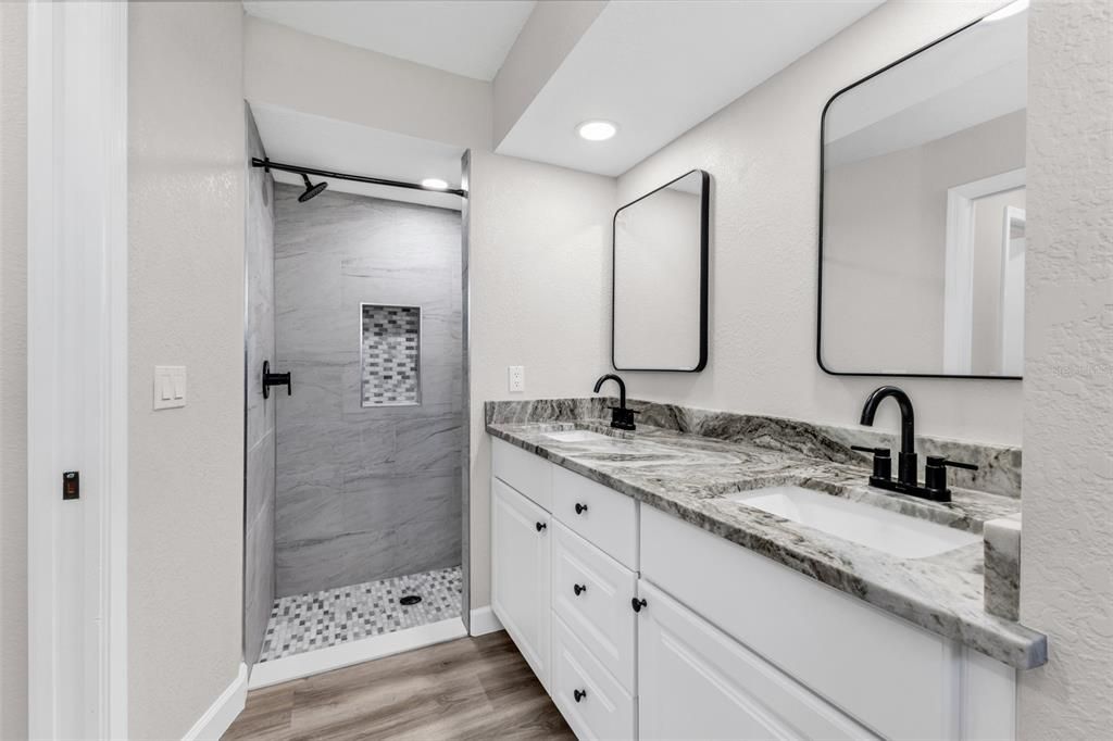 For Sale: $419,995 (3 beds, 2 baths, 1822 Square Feet)