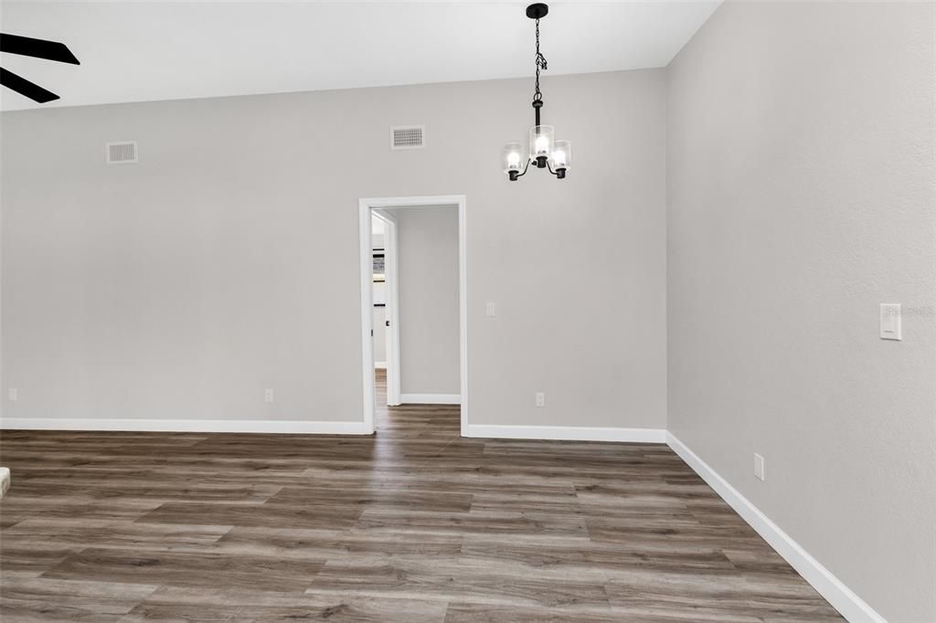For Sale: $419,995 (3 beds, 2 baths, 1822 Square Feet)