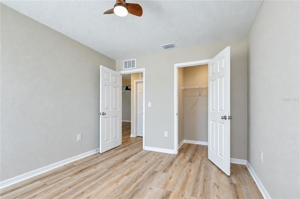 For Sale: $400,000 (4 beds, 2 baths, 2226 Square Feet)