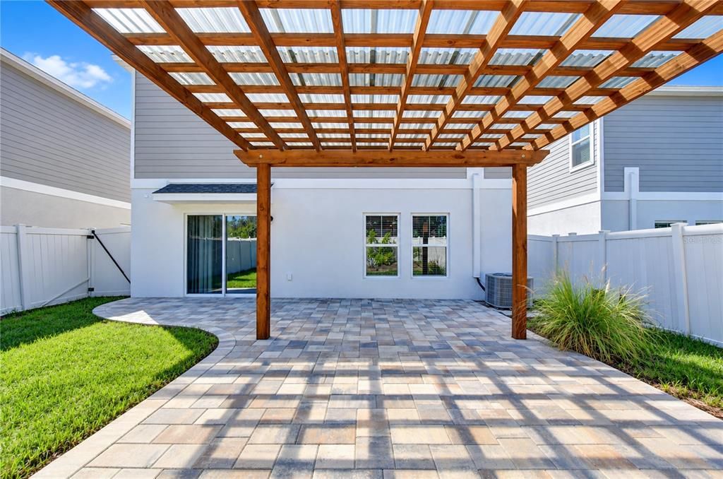 For Sale: $400,000 (4 beds, 2 baths, 2226 Square Feet)