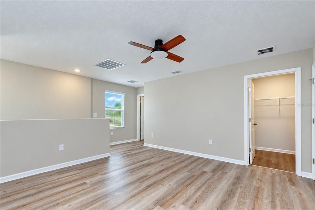 For Sale: $400,000 (4 beds, 2 baths, 2226 Square Feet)