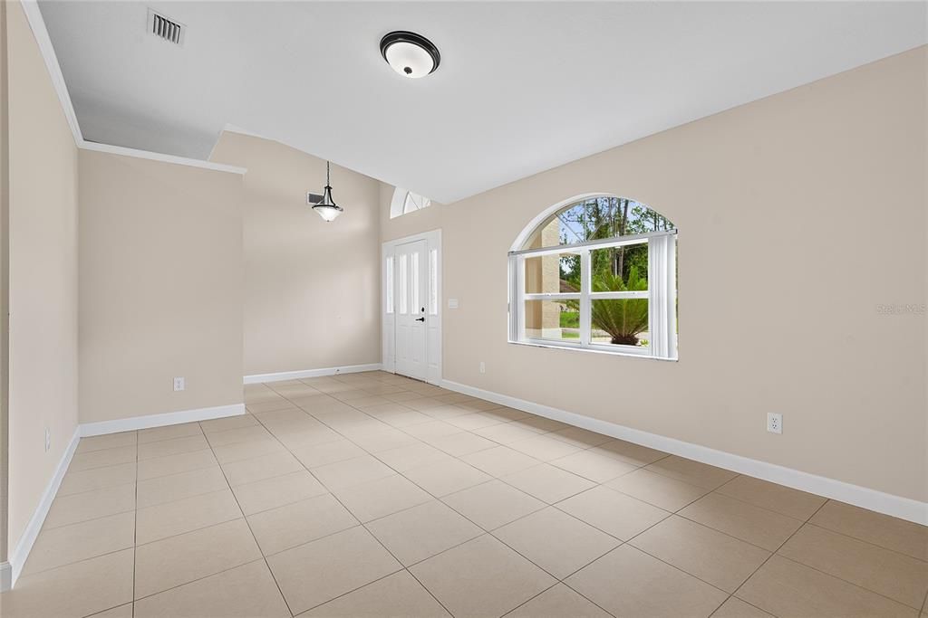 For Sale: $449,900 (3 beds, 2 baths, 1984 Square Feet)