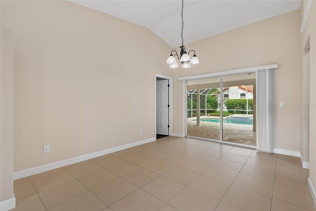 For Sale: $449,900 (3 beds, 2 baths, 1984 Square Feet)