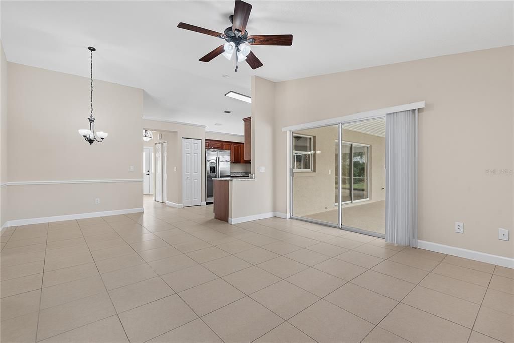 For Sale: $449,900 (3 beds, 2 baths, 1984 Square Feet)