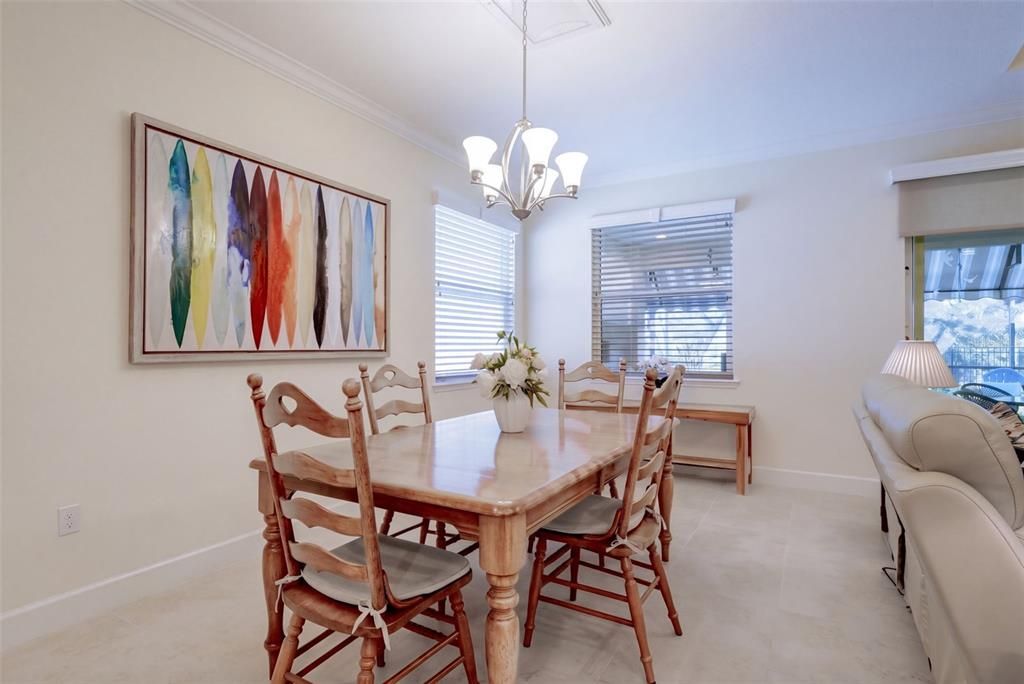 En Venta: $455,000 (2 camas, 2 baños, 1932 Pies cuadrados)