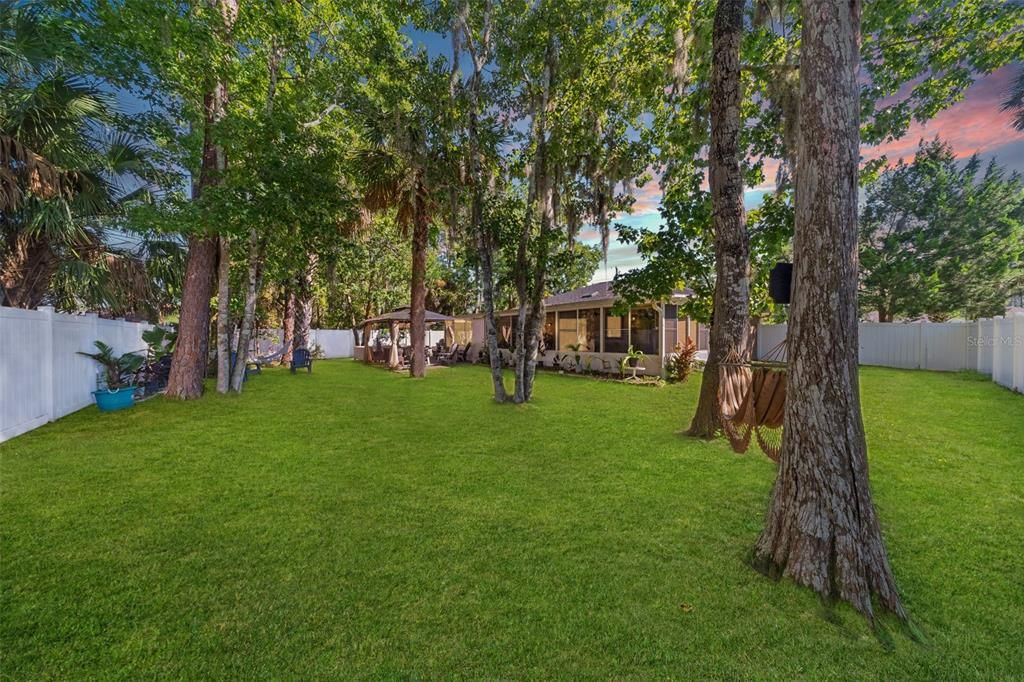 For Sale: $260,000 (3 beds, 2 baths, 1143 Square Feet)