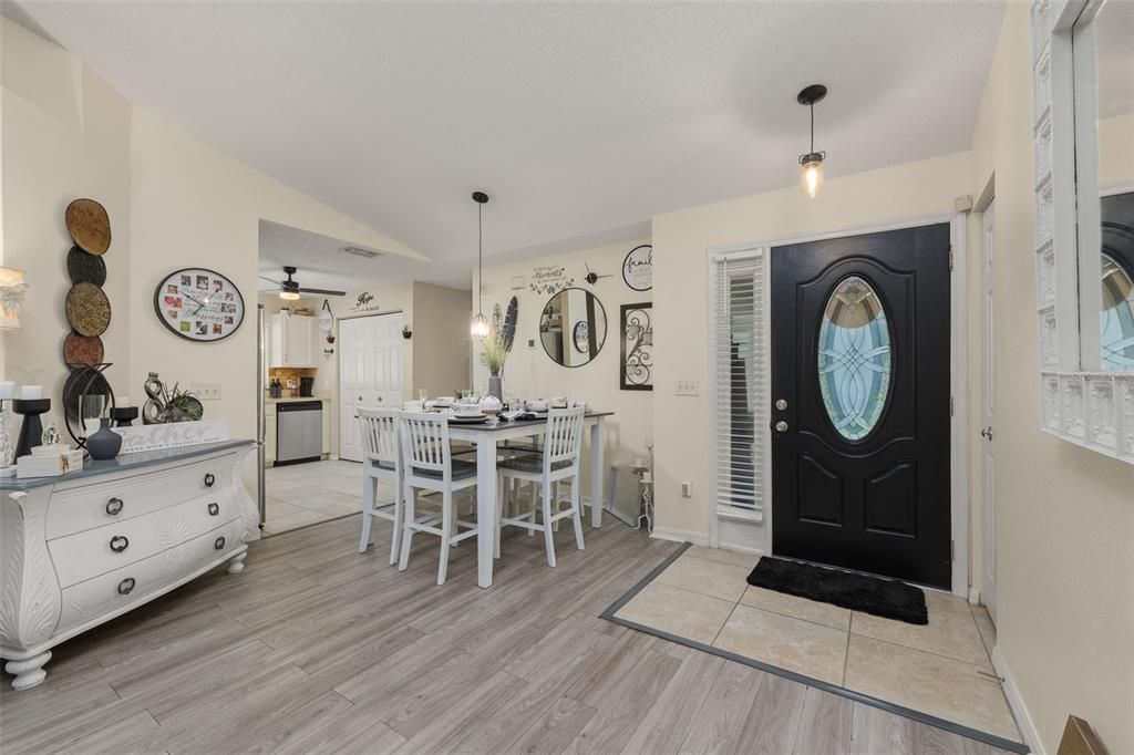 For Sale: $260,000 (3 beds, 2 baths, 1143 Square Feet)