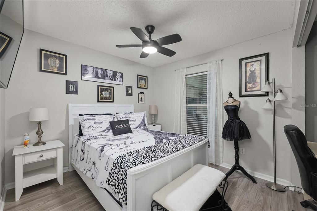 For Sale: $260,000 (3 beds, 2 baths, 1143 Square Feet)
