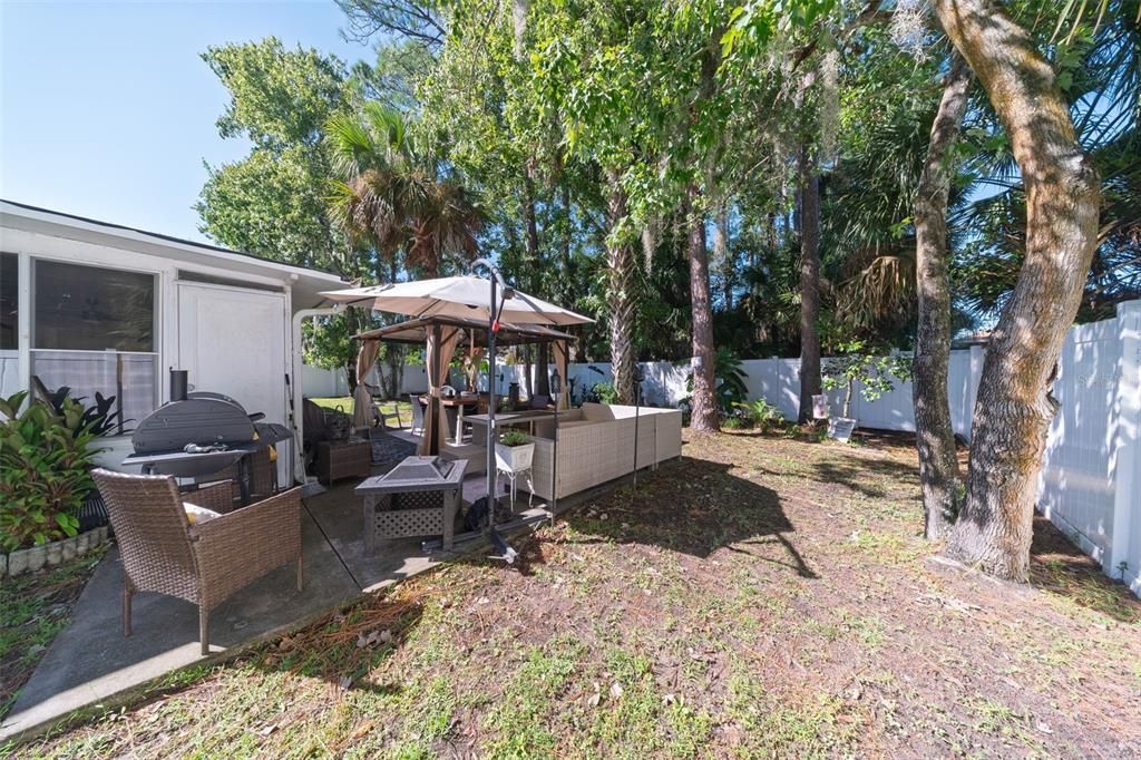 For Sale: $260,000 (3 beds, 2 baths, 1143 Square Feet)