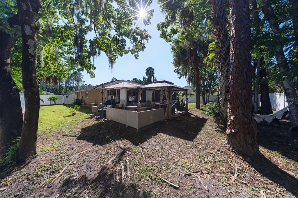For Sale: $260,000 (3 beds, 2 baths, 1143 Square Feet)