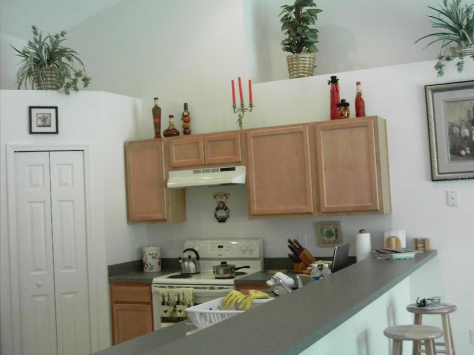 En Venta: $339,000 (3 camas, 2 baños, 1825 Pies cuadrados)