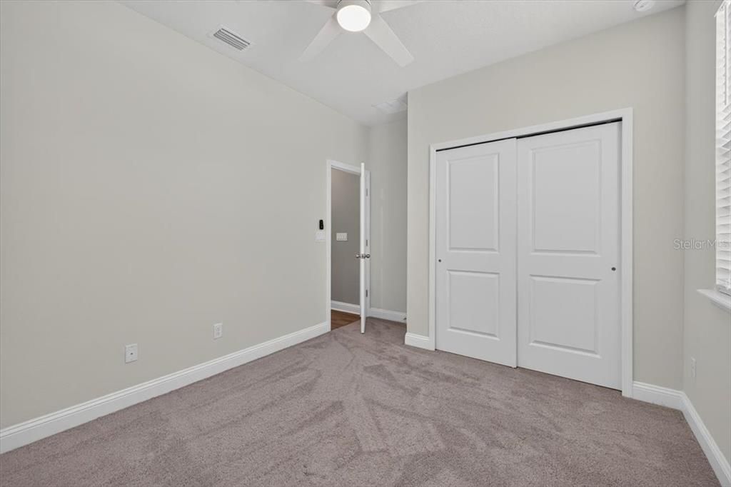 For Rent: $2,400 (3 beds, 2 baths, 1707 Square Feet)