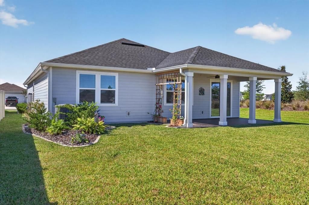 For Rent: $2,400 (3 beds, 2 baths, 1707 Square Feet)