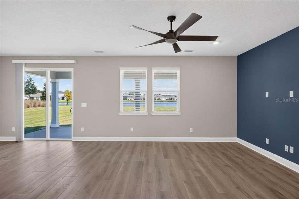 For Rent: $2,400 (3 beds, 2 baths, 1707 Square Feet)