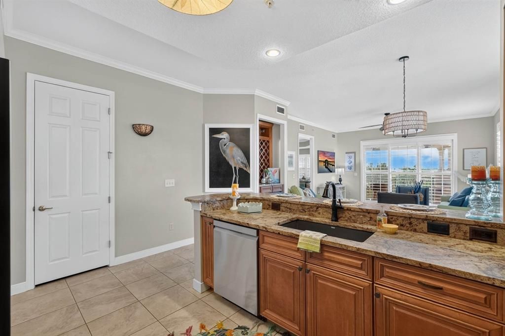 For Sale: $535,000 (3 beds, 2 baths, 1650 Square Feet)