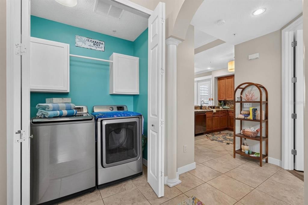 For Sale: $535,000 (3 beds, 2 baths, 1650 Square Feet)