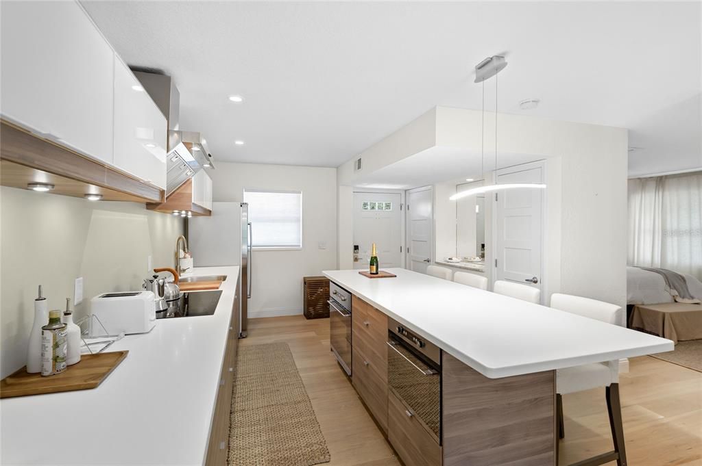 En Venta: $217,900 (1 camas, 1 baños, 920 Pies cuadrados)
