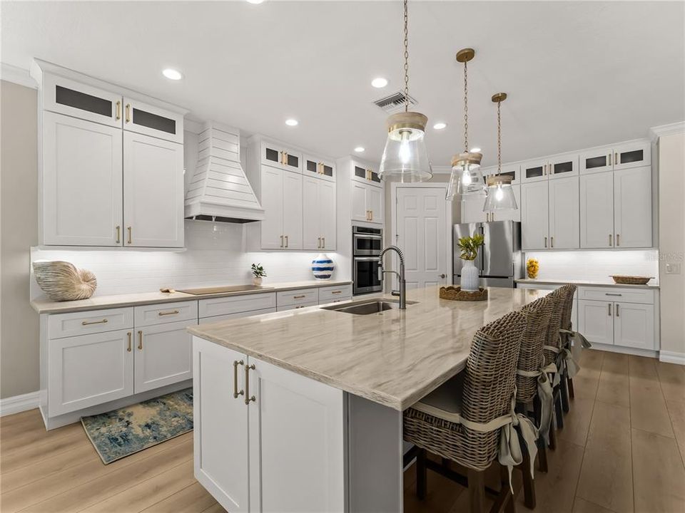 En Venta: $999,000 (4 camas, 4 baños, 3704 Pies cuadrados)