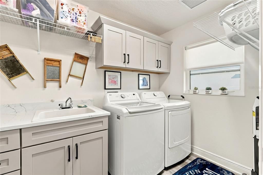 For Sale: $730,000 (3 beds, 3 baths, 2281 Square Feet)