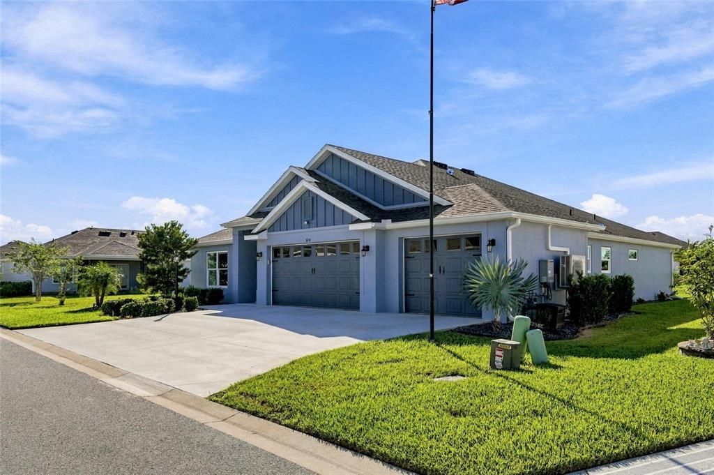 For Sale: $730,000 (3 beds, 3 baths, 2281 Square Feet)
