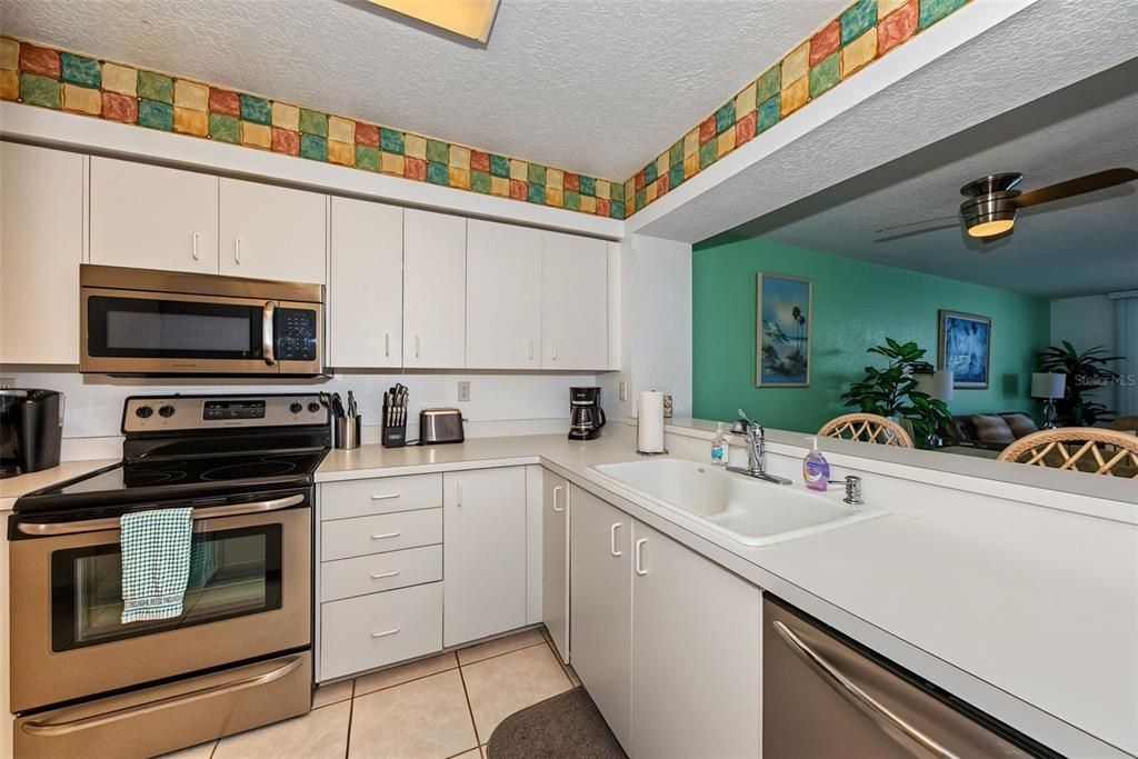 En Venta: $529,000 (2 camas, 2 baños, 1135 Pies cuadrados)