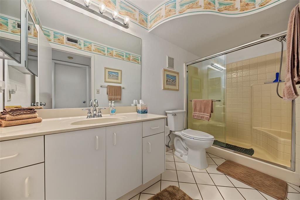 En Venta: $529,000 (2 camas, 2 baños, 1135 Pies cuadrados)