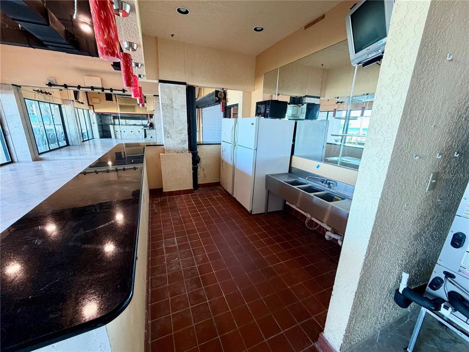 For Sale: $239,900 (0 beds, 0 baths, 1058 Square Feet)