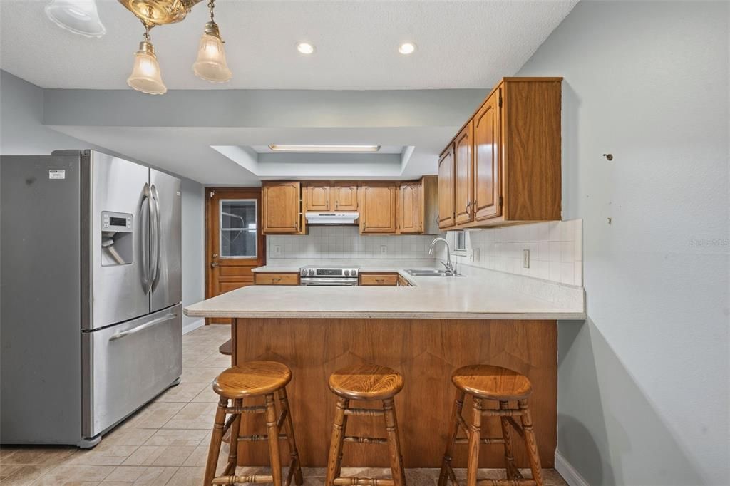 En Venta: $335,000 (4 camas, 2 baños, 1400 Pies cuadrados)
