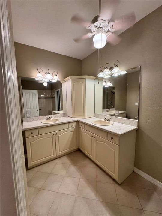 For Sale: $230,000 (2 beds, 2 baths, 1444 Square Feet)