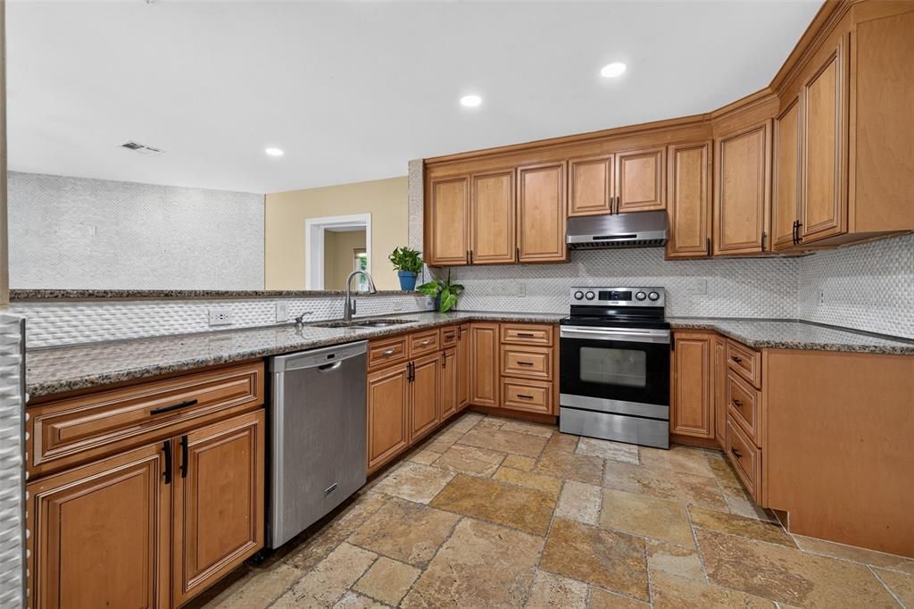 For Sale: $659,000 (4 beds, 3 baths, 2088 Square Feet)