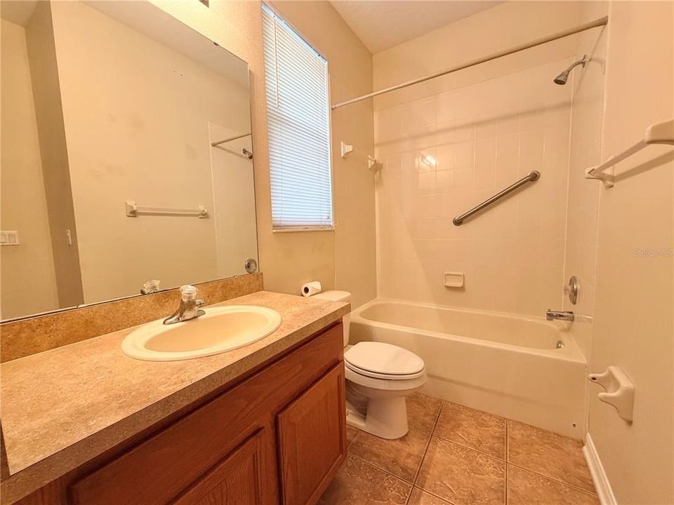 For Sale: $535,000 (5 beds, 4 baths, 3532 Square Feet)