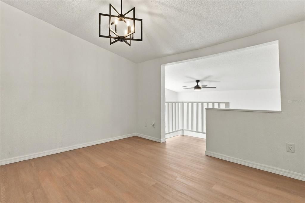 For Sale: $950,000 (5 beds, 4 baths, 4936 Square Feet)