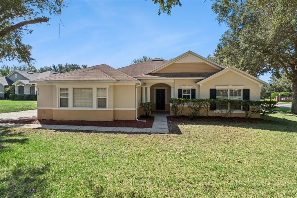 For Sale: $479,900 (3 beds, 3 baths, 2832 Square Feet)