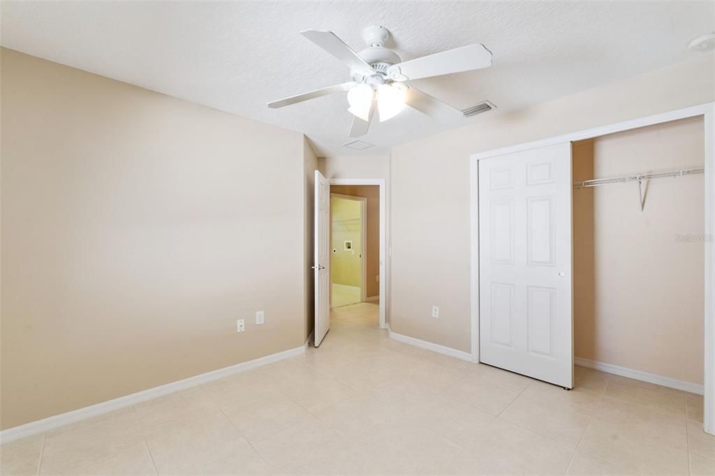 For Sale: $479,900 (3 beds, 3 baths, 2832 Square Feet)
