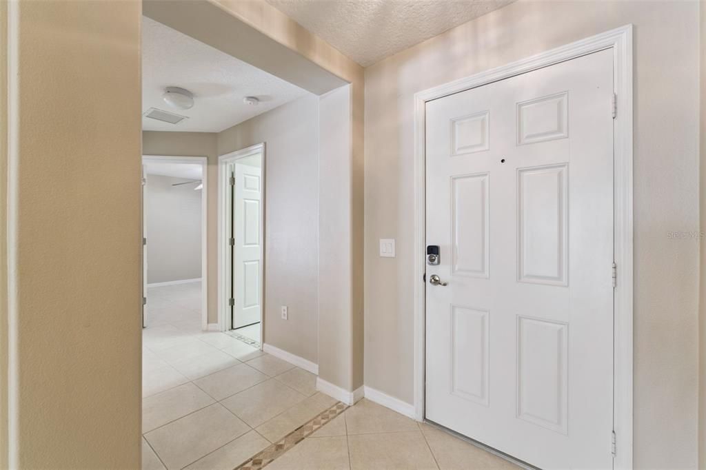 For Sale: $479,900 (3 beds, 3 baths, 2832 Square Feet)