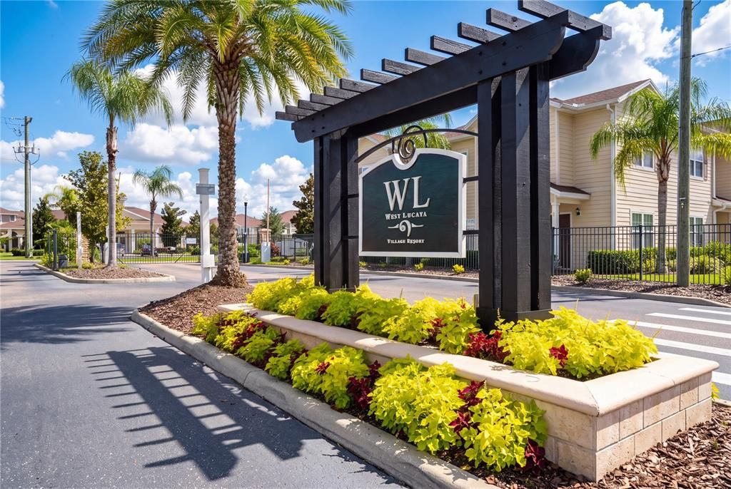 En Venta: $355,000 (4 camas, 3 baños, 1694 Pies cuadrados)
