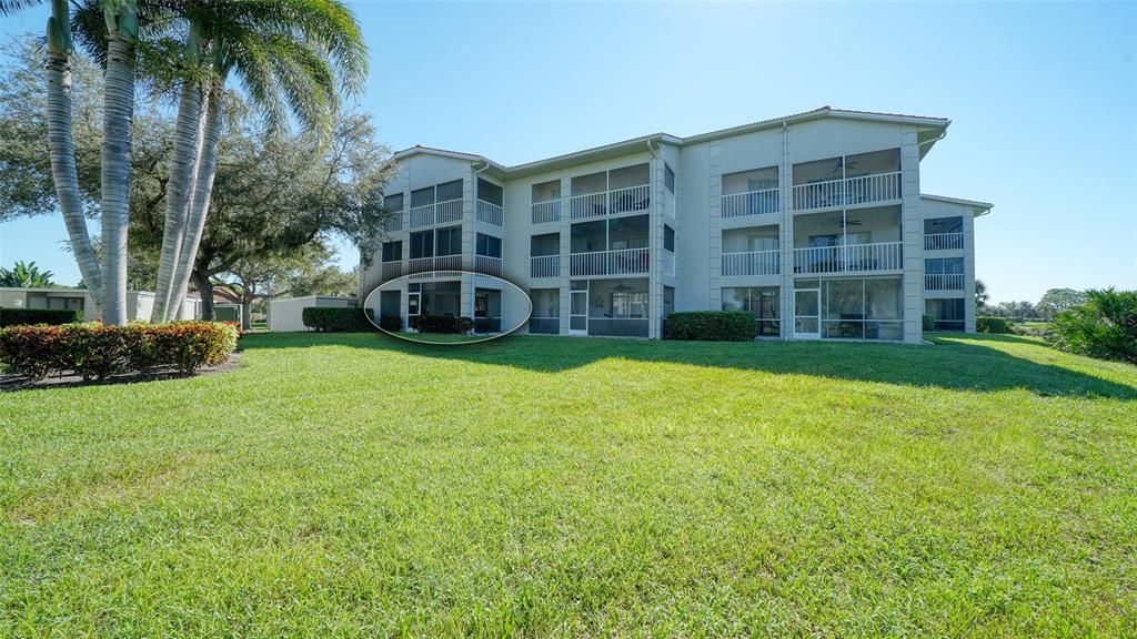 En Venta: $295,000 (2 camas, 2 baños, 1106 Pies cuadrados)