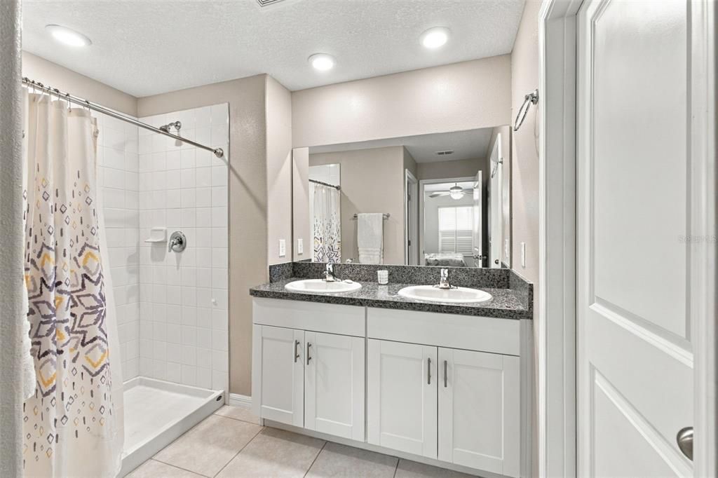 Active With Contract: $337,000 (3 beds, 2 baths, 1451 Square Feet)
