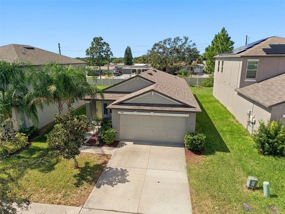 Active With Contract: $337,000 (3 beds, 2 baths, 1451 Square Feet)