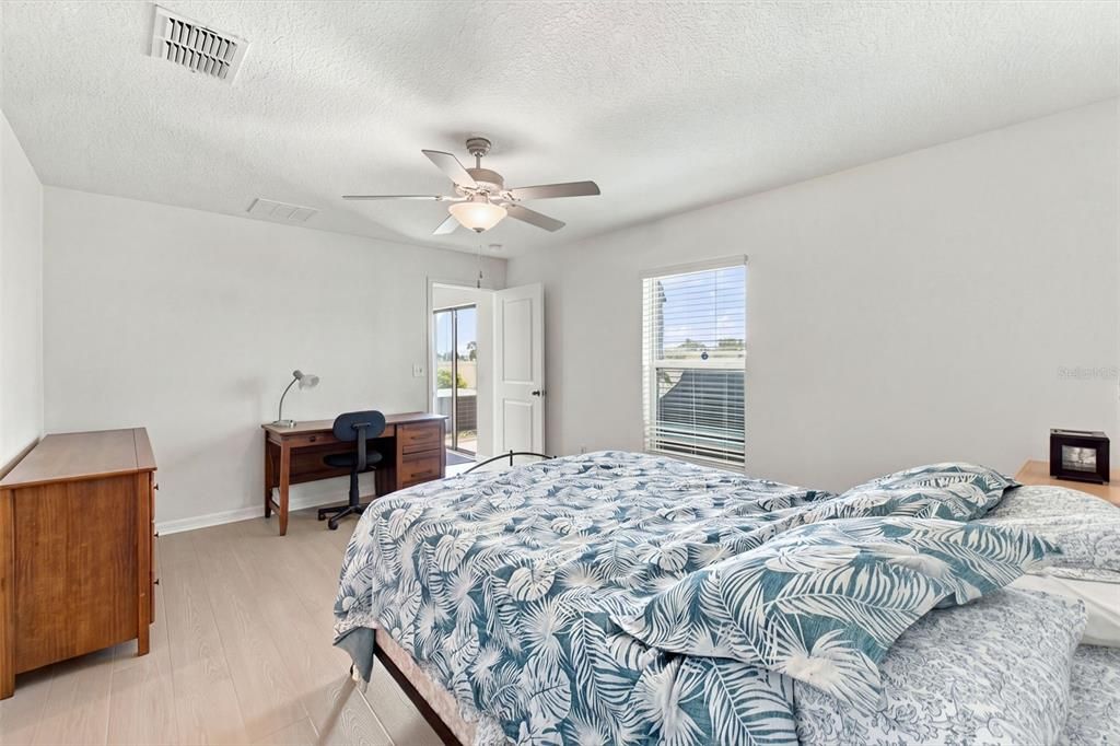 Active With Contract: $337,000 (3 beds, 2 baths, 1451 Square Feet)
