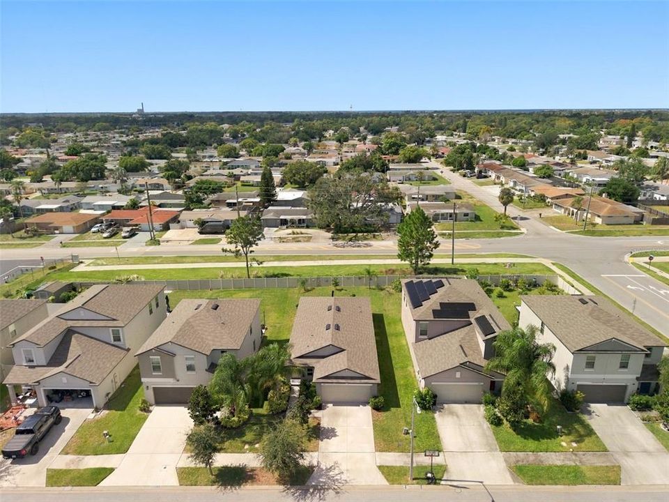 Active With Contract: $337,000 (3 beds, 2 baths, 1451 Square Feet)