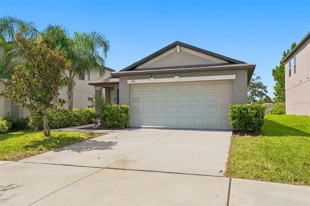 Active With Contract: $337,000 (3 beds, 2 baths, 1451 Square Feet)