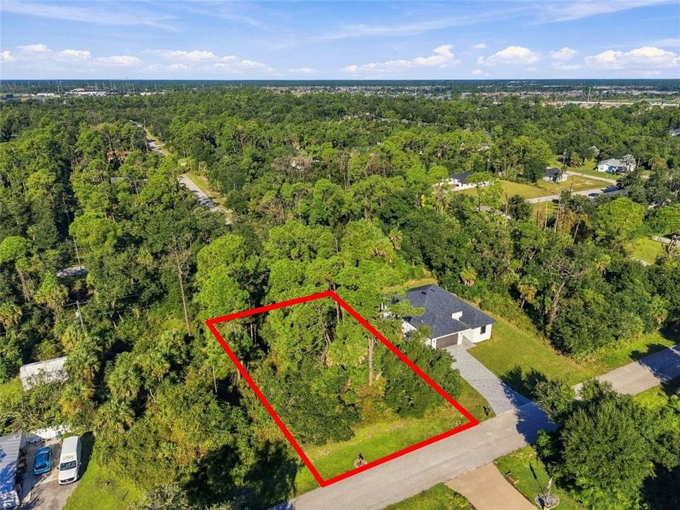 На продажу: $25,000 (0.23 acres)